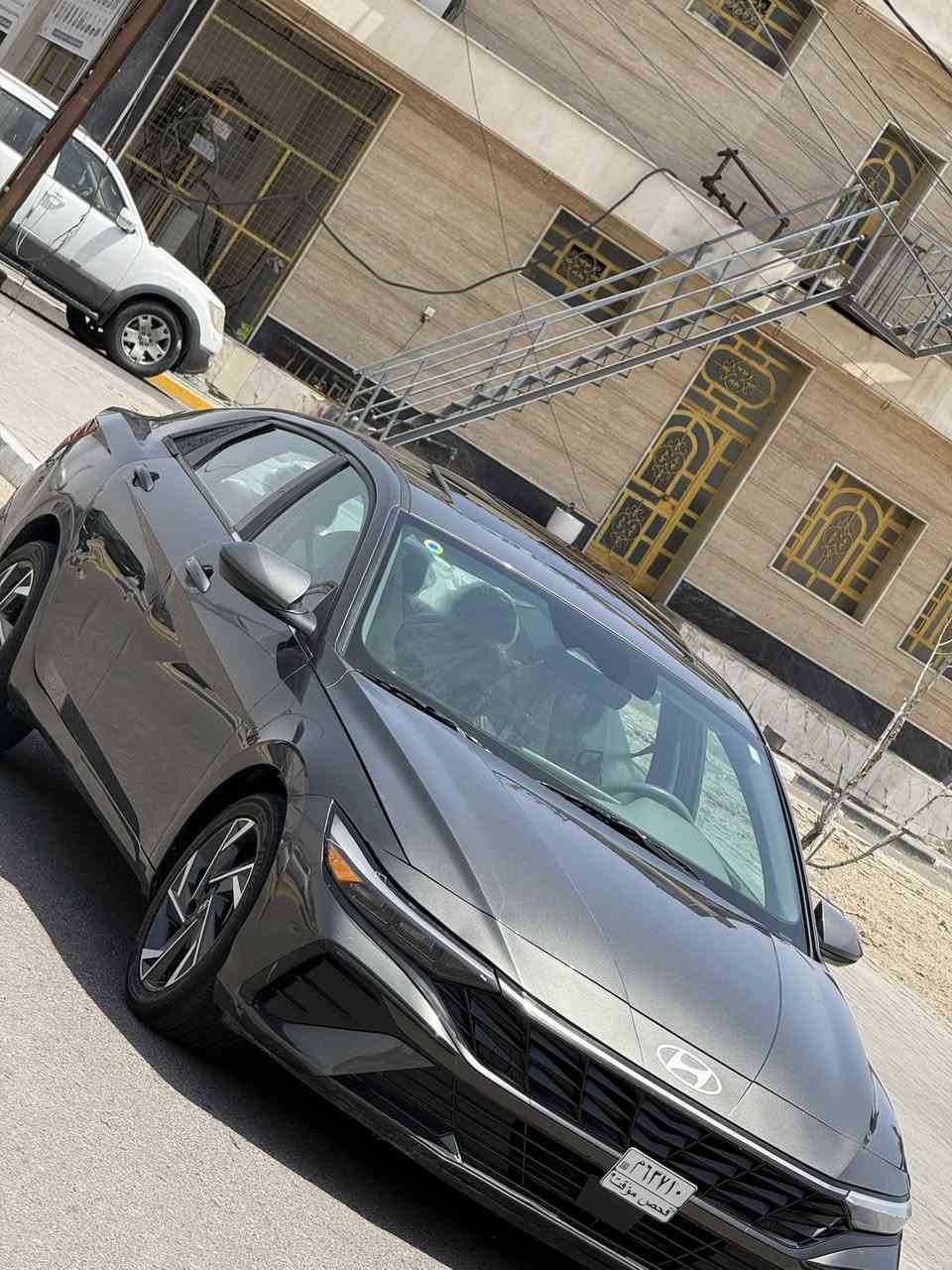 يالله 🔥
السلام عليكم

النتره ٢٠٢٤ فول موصفات
حادث جاملغ خلفي وباب تبديل
رقم شاصي KMHLS4DGXRU652793

ماشية ٢٢ ميل
بدون رقم — تترقم جميع المحفظات

💰 السعر: ١١٥
📞 ***********

📍 العنوان: البصره القبله
❌ بيع فقط
