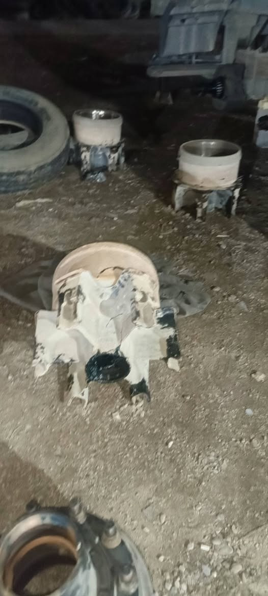 السلام عليكم متوفر لدينا براميغ فراشة الماني مع افلنجة 
الكمية قليلة 
السعر 250 الف برماغ + افلنجة 
المكان التاجي خلف المصابيح 
الاستفسار أو الاتصال 
‏‪***********‬‏
***********
