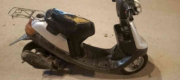 للبيع دراجه بطة ياباني حلوة الدراجة مكينة ناعمة فقط الشاصي ملحوم الدراجة هندر واحد يرادلهة باتري مكينة ناعمة شلعة معدل فول السعر130 بيهة مجال حك الجية مكاني كربلاء حي الغدير يم الصورة للتصال *********** متواجد واتساب كذالك
