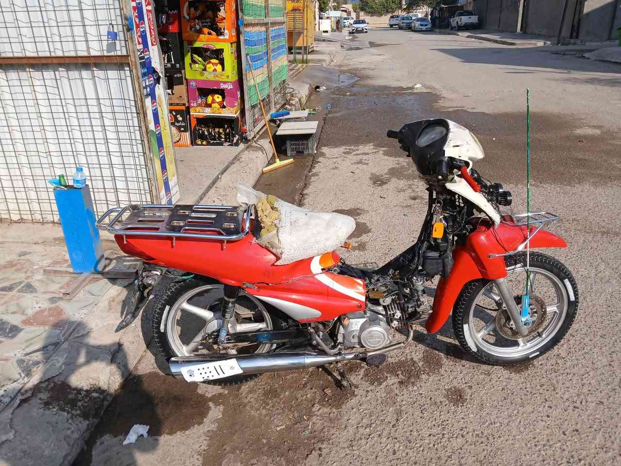 سلام عليكم  موطور سرفيز  للبيع مكينه ناعمه  السعر 450وبي مجال الشراي  يتصل عل رقم  ***********
