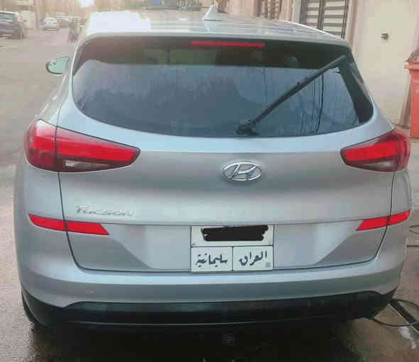 🌟 للبيع : هيونداي توسان (Tucson) 2020 وارد أمريكي 🇺🇸
​💰 السعر: 167 ورقة  
​✨ المواصفات الأساسية:
​السيارة: هيونداي توسان (Tucson)
​الموديل: 2020
​المنشأ: وارد أمريكي أصلي
​الرقم: شمالي (جاهزة للتحويل الفوري باسمك ✅)
​🛠️ حالة السيارة والضرر (بكل شفافية):
​الحادث: تبديل بنيد فقط (الضرر خفيف وموضح بالصور 📸).
​الهيكل والشواصي: مكفول شرط فحص السونار (سليمة 💯).
​الإيرباك: إيرباك الستيرن فقط مفتوح، وتم إصلاحه بنظام (راجه سستم).
​المحرك والميكانيك: بشرط الفحص!
​💎 الميزات والمواصفات:
حجم المحرك 2000
​المسافة المقطوعة: 34,000 ميل فقط (قليلة جداً!).
​التشغيل: سويج 🔑.
​الجنط: ويل كب (اصلي ).
​الأمان: رادارات جانبية ⚠️.
​الفرامل: هاند بريك ( بصمة.)
​: شاشة ديجيتال كبيرة (لمس ).
​مواصفات عادية.
​💵 طريقة البيع والموقع:
​البيع: نقداً فقط 
​الموقع: بغداد / الطالبية.
​📞 للتواصل والاستفسار (اتصل مباشرة):
​الرقم: ***********
​ملاحظة هامة: الرجاء الاتصال مباشرة على الرقم المذكور للاستفسار وتحديد موعد المعاينة. صور الحادث متوفرة مع الإعلان. بغداد
