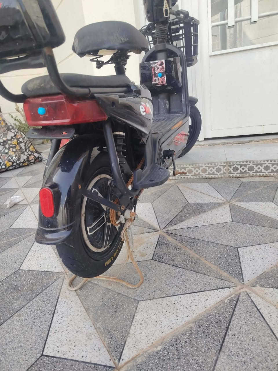 ماطور شحن للبيع جديد اخو لجديد نضافه90٪ سعر 225وبي مجال 
رقم***********
