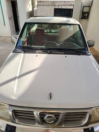 نيسان • ٢٠٠٢ • محرك وجير شرط