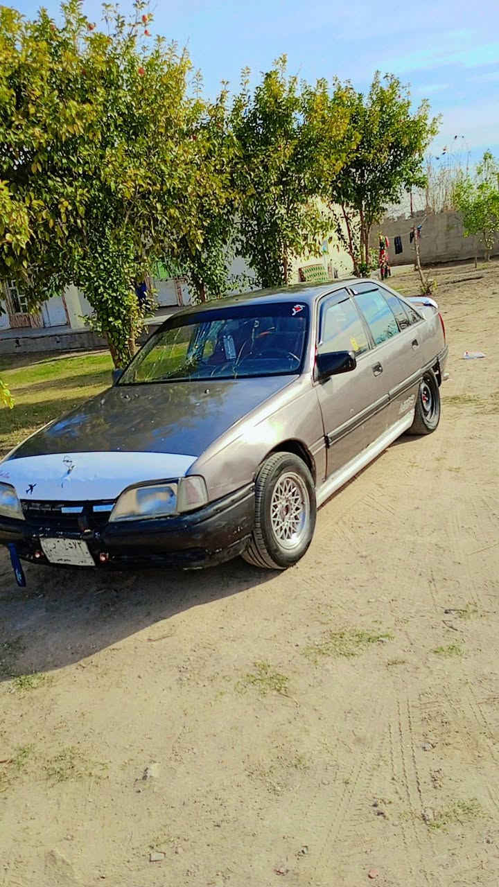 من رخصه الادمن أوبل اوميكه موديل 1989 كير ومكينه زينات حداديه زينات تخم تاير ويل كب أبو شبجه كهربائيات كله شغاله صدر امامي خلفي سنويه27 سعر 24 وبيه مجال رقم التواصل ***********الاثير  *********** مكان فلوجه صقلاويه قرب جامع ابي ذر الغفاري
