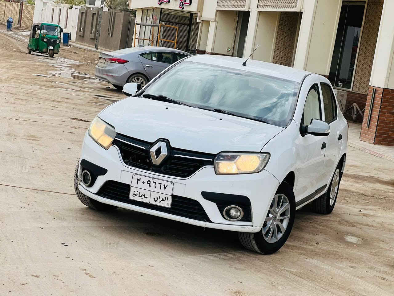 السلام عليكم رينو 2020جاهزه كيرومكينه وحداديه بيه قطعه وحده فقط رقم اربيل وكاله أو تحويل مكان السياره بابل الهاشميه سعر 78بيه مجال الطيبين الستفسار ***********
