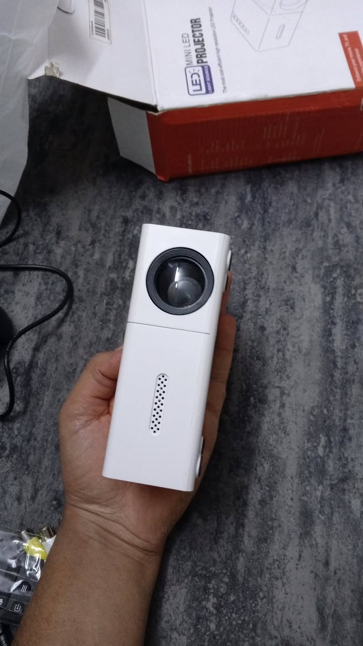 سلام عليكم 
سماعه كيمنك مامستخدمه جديده

وداتاشو  جديد  

سعر لثنين 30 الف مجال للشراي 

مكاني بعقوبه كاطون رازي 
هـ***********
