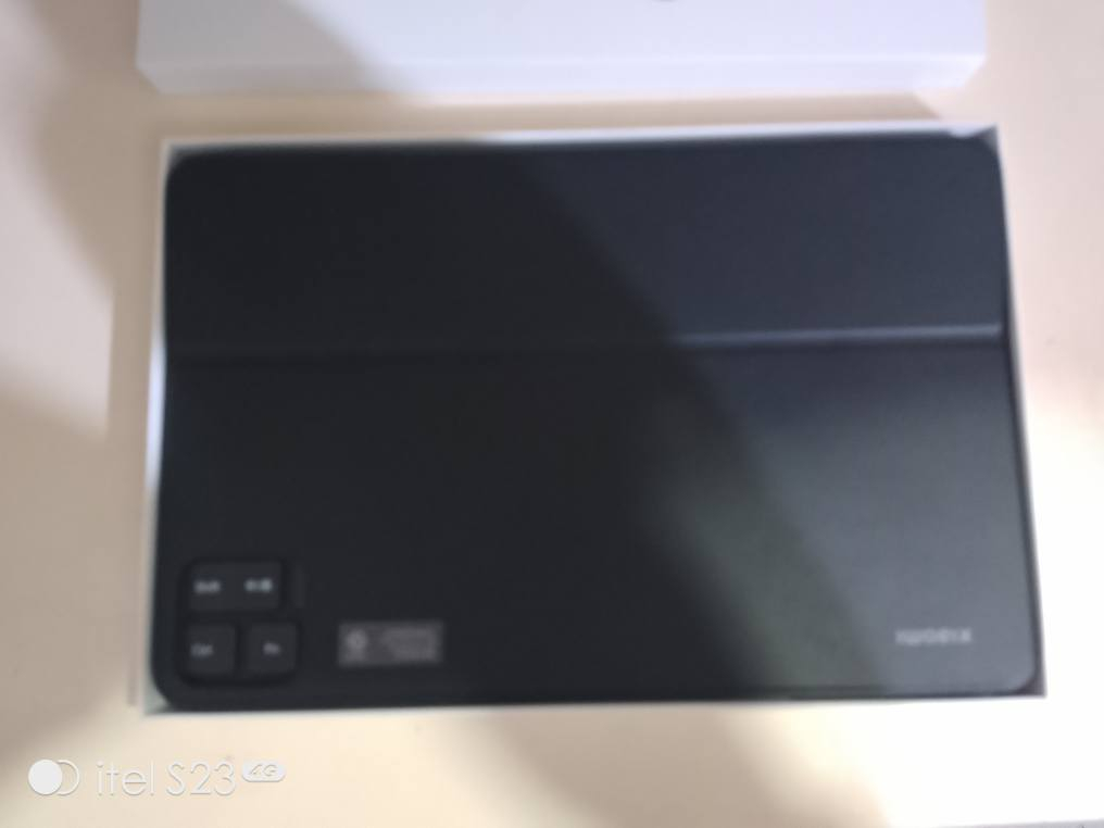 كيبورد شاومي باد 6 للبيع سعر 80 ألف جديد مامستعمل للتواصل ***********
