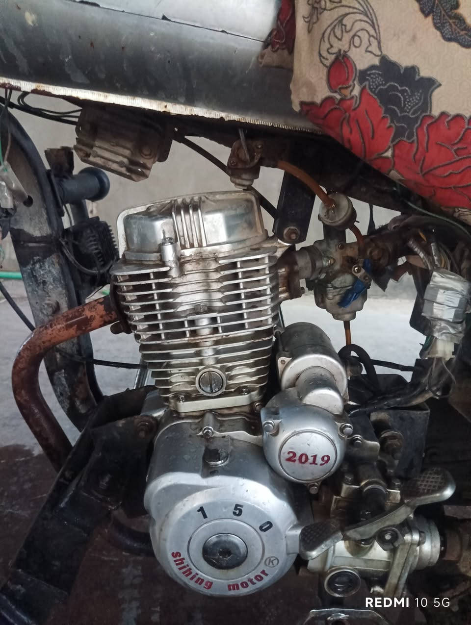 ستوتة ام تي ار موديل 2013. محرك.    2019
رقم وسنوية رقم الهاتف.   ***********.  عنوان شارع المطار الجديد قرب اسواق فدك..
