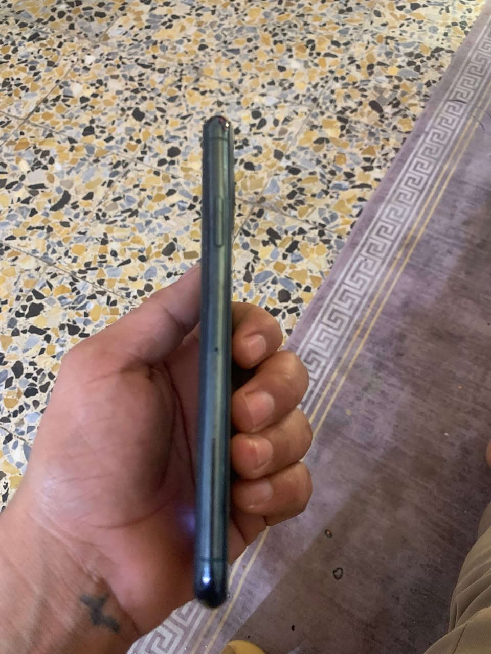 السلام عليكم ايفون ١١برو ماكس بطارية مبدلة وشاشة نوعية فول جهاز كله شغال نظيف مال بيت اخو الجديد تعال افحص وبخدمتك عارضه ب٢٧٥ بي مجال بسيط  رقمي بي وات ساب ***********
