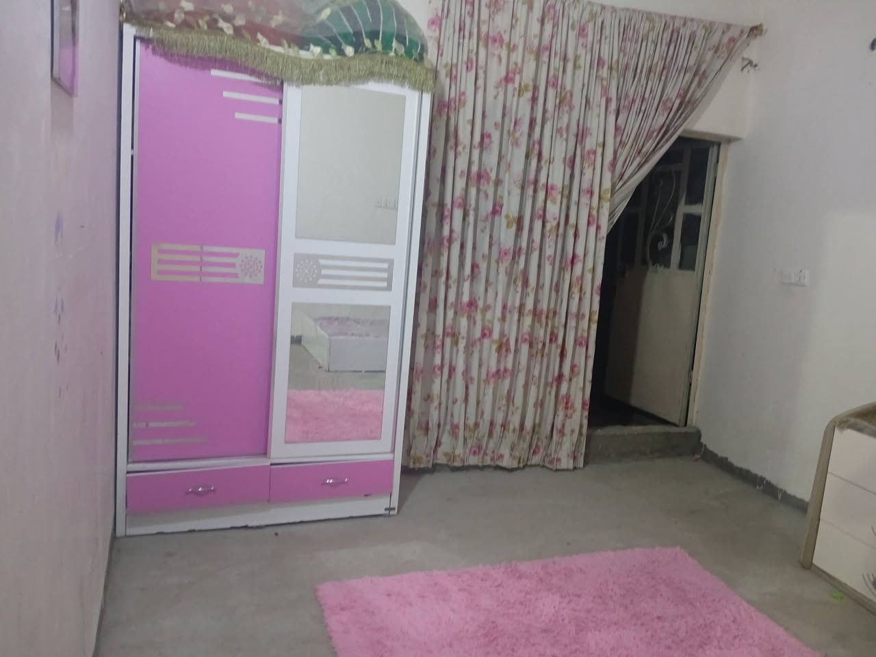 اغراض بيت للبيع مستعجل
عنواني بغداد البياع 
***********واتساب فقط
