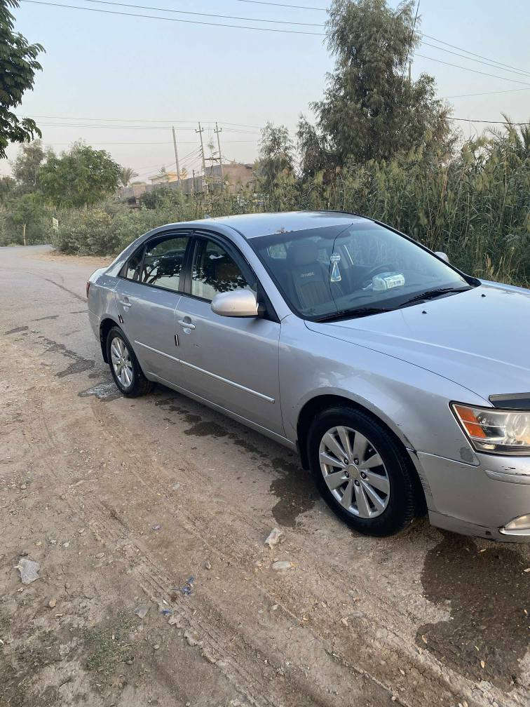 سلام عليكم سوناتا 2010 وارد امريكي
ضرر جاملغ خلفي جهة السائق
رقم بغداد 
الرقم ***********
