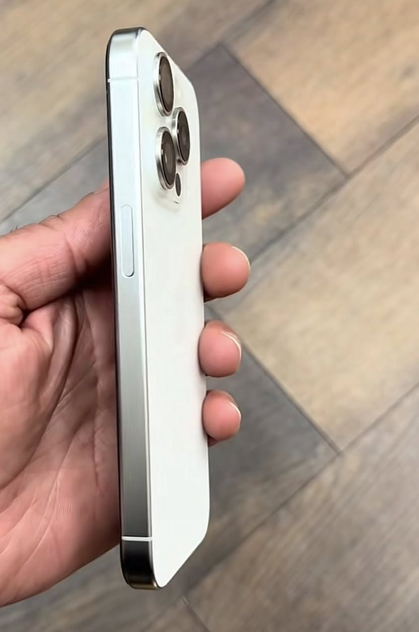 السلام عليكم أدمن وافق عندي 15 برو فقط برو فقط برو ذاكرة 512 بطارية 88مشحون 548 مرء جهاز زلق مابيه يخبل شرق اوسط HX/A يخبل وكلشي بيه مكفول وتر برو انتبه فقط مرواس مراوس فقط ب 14 برو ماكس وفقط لونة ذهبي اذ مو ذهبي ماريدة كون مكانة بغداد وهوء يجيني لئن مشغول وما اكدر اطلع اني مكاني عبيدي خاص اجاوب بقبل لا تدخل خاص علق وادخل واريد 14 شرق اوسط


**إذا كنت صاحب هذا الإعلان وتريد حذفه لأي سبب، رجاءا أرسل رسالة إلى الدعم الفني**