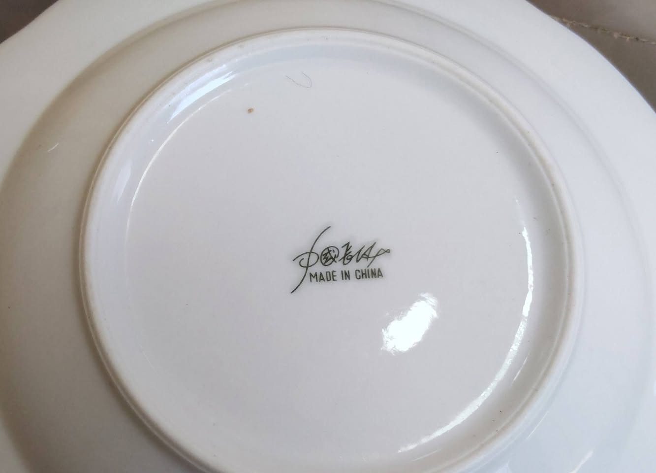 ماعون مورد 3 قطع للتواصل على الخاص


**إذا كنت صاحب هذا الإعلان وتريد حذفه لأي سبب، رجاءا أرسل رسالة إلى الدعم الفني**