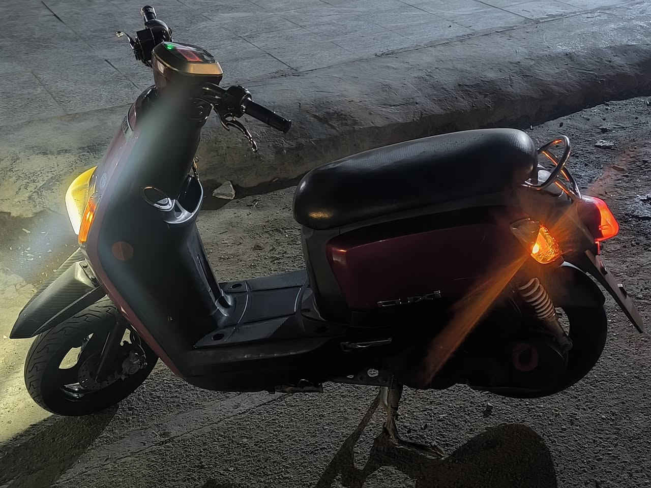 بوليس نوزل مسطره للبيع مكاني  المشتل رقم ***********
