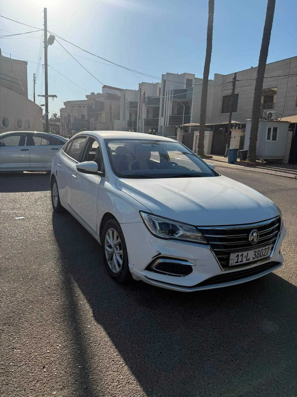 السلام عليكم 

MG 5 
موديل 2025 
ماشيه 20 الف 
فول مواصفات 

عنواني بغداد المنصور حي الزهور 
رايدها ب 125 وبيها مجال 

***********
