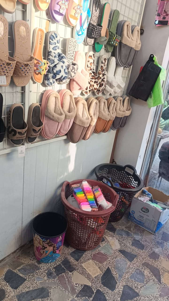 السلام عليكم من رخصة الادمن
محل للبيع متكامل من قرطاسية كاملة فرفوري حاجة الف العاب اطفال هدايا شحاطات نسائية إيجارة 200
العنوان بغداد الحرية دباش قرب أسواق مازن للاستفسار خاص او ع الارقام التالية *********** او ***********
