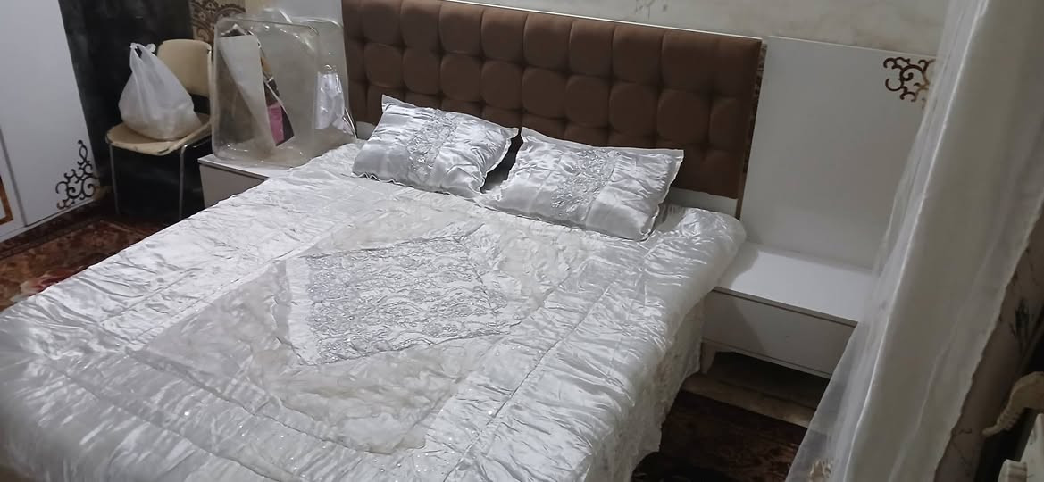 غرفه نضيفه 5 قطع ٣٥٠ وبيها مجال


**إذا كنت صاحب هذا الإعلان وتريد حذفه لأي سبب، رجاءا أرسل رسالة إلى الدعم الفني**