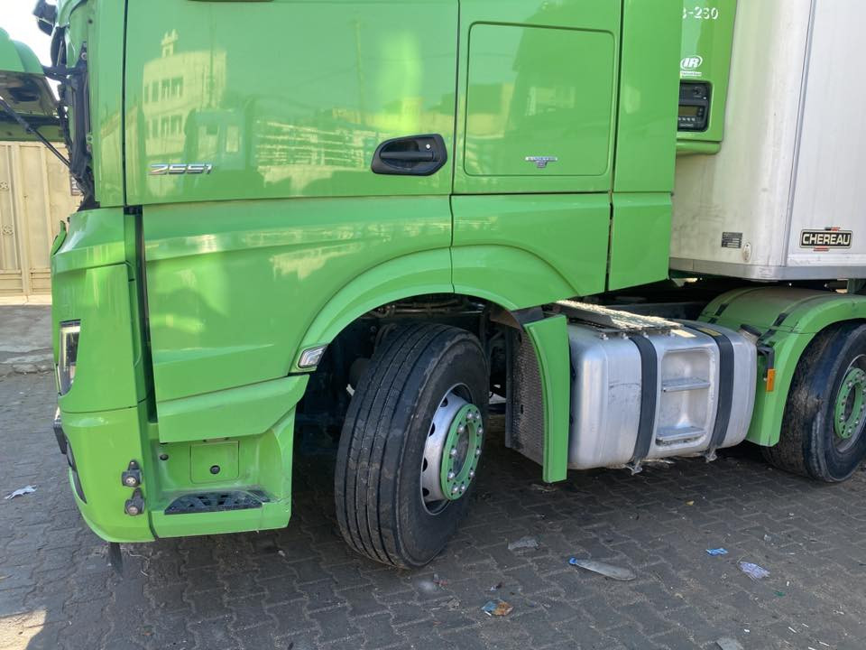 سلام وعليكم راس تريلة وحش للبيع فقط بس راس فصل وربط فول مواصفات موديل سيارة 2016 لسعر575قابل لتفاوض***********
