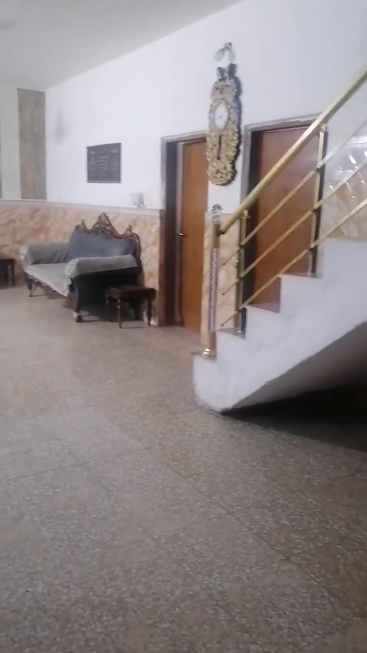 بيت للبيع في حي الخضراء المساحه 400م الاتصال على الرقم ***********
