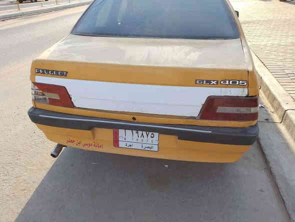 السلام عليكم سياره للبيع بيجو 405مديل 2012انتها سنويه 2017كير ومحرك حلوات مدي شوف العين دواخل سياره بيجي رقمها الماني راعيها يريد تحويل سياره نقص تبريد تخم تايرات جدد حداده نص عمر سعر 20ورقه وبيها مجال المشتري علي الغرامات و الهيه نتكفل بس براعي سياره بيها مجال عنوان البصره الحيانيه شارع ستين قرب حسينيه السجاد رقم الهاتف *********** رقم بي واتساب ابو حسين
