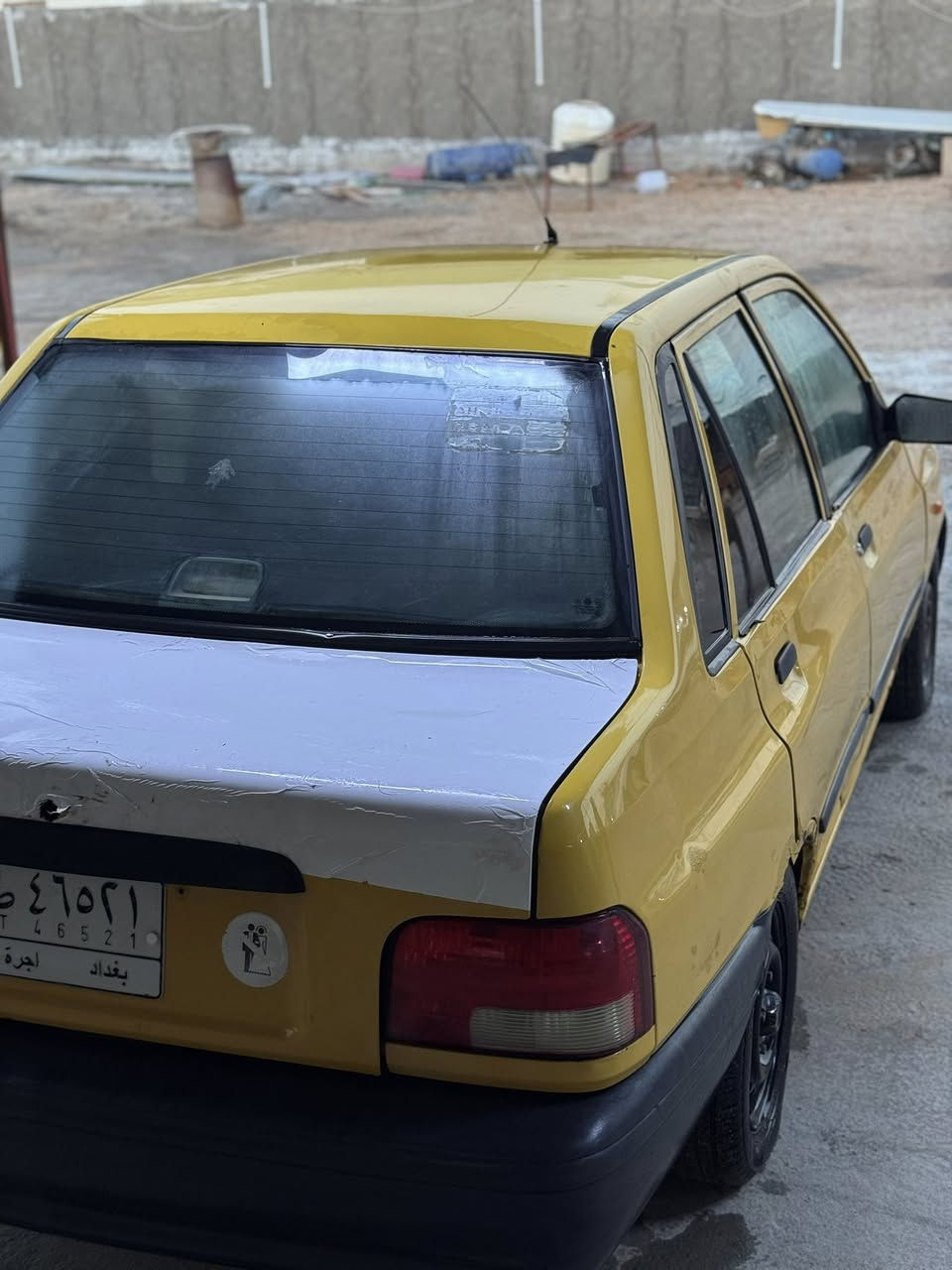 سياره سايبة للبيع موديل 2011السيارة كاملة مكملة رقم بغداد ومصفرة هية أو غرامات
مكينة أو كير مكفولات تبريد أو تدفئة جاهزة تخم تاير السيارة كاملة مكملة 
سعرهة 28 ورقة أو بيهة مجال 
مكاني بابل حله بكرلي 
رقمي ***********
