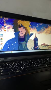 للبيع لابتوب طياره. هاي مواصفاته  جهاز نضافه 90‎%‎  ويا ماوس  وبادماوس...