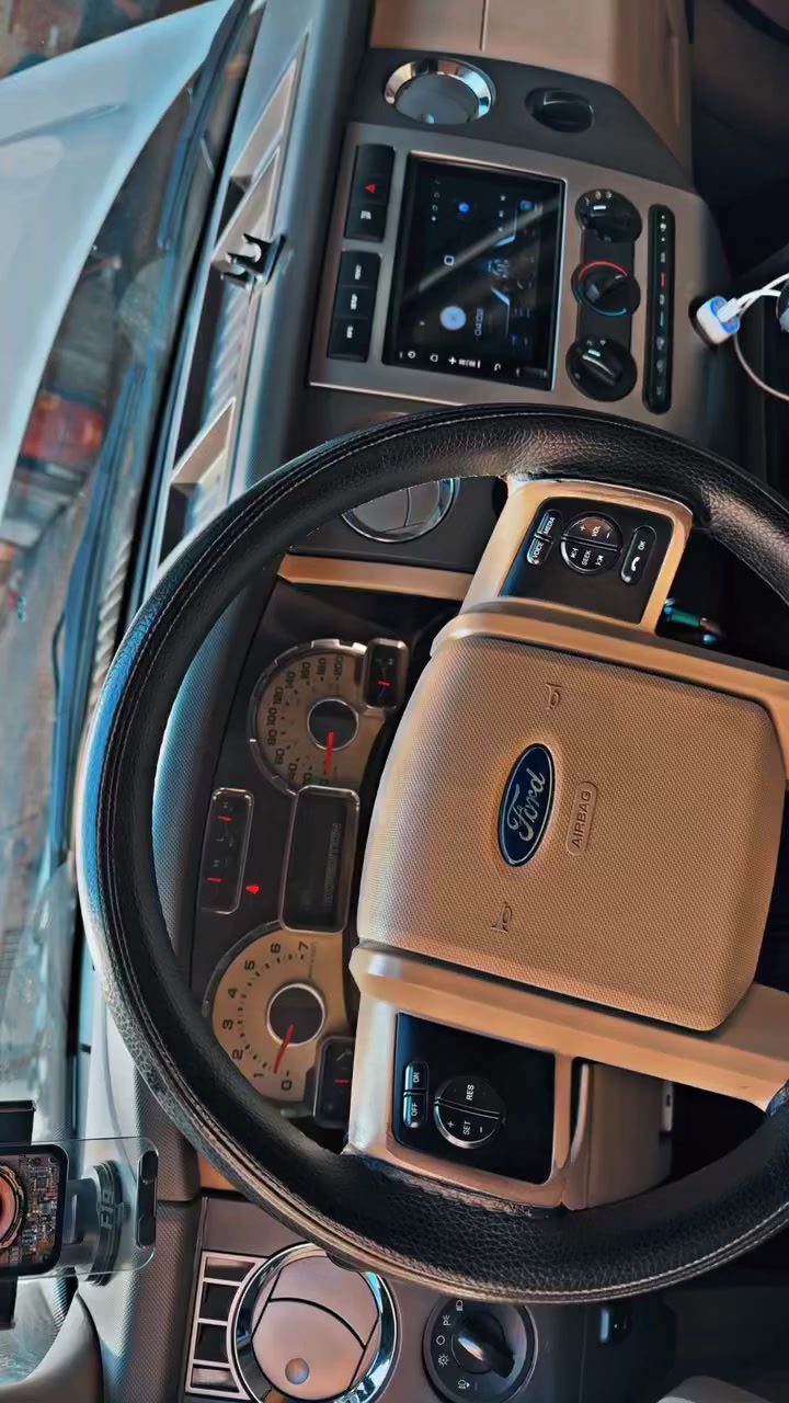 � فورد اكسبدشن 2013 رجعت للحياة من جديد!
وصلتنه السيارة بحالة تعبانه جداً 💔
المشكلة كانت بالمحرك بشكل كامل…

👨‍🔧 الحل كان جذري:
✅ تبديل محرك 5.4L جديد (زيرو صندوق)
✅ شغل احترافي + تركيب دقيق
✅ رجعنا السيارة لوضع الوكالة 100%
✅ أداء قوي وعزم طبيعي بدون أي مشاكل

💯 ضمان على العمل لراحة بالك

📍 العنوان: بغداد – ساحة الطيران، الفرع الثاني يمين

📞 للحجز والاستفسار:
***********
***********

🏪 محلات وورشة الحسني
