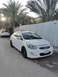 اكسنت ٢٠١٥ • محرك ١٦٠٠ • فتحة سقف