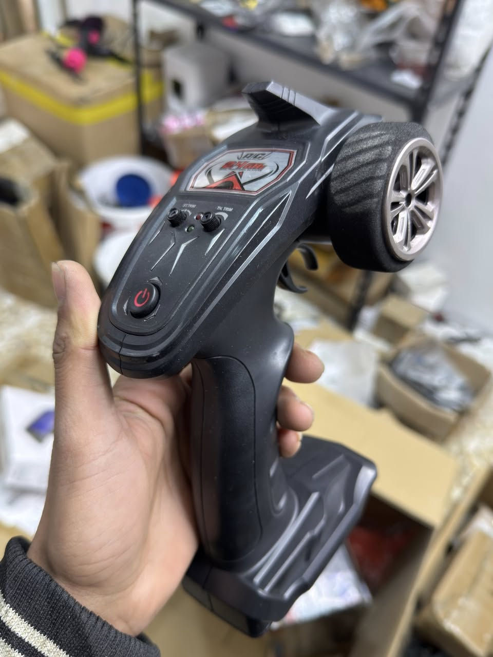 سيارة احترافية شغال جديد بيها فقط الكسر الي يداور يمين يسار موضح السعر 30 الف واصل


**إذا كنت صاحب هذا الإعلان وتريد حذفه لأي سبب، رجاءا أرسل رسالة إلى الدعم الفني**