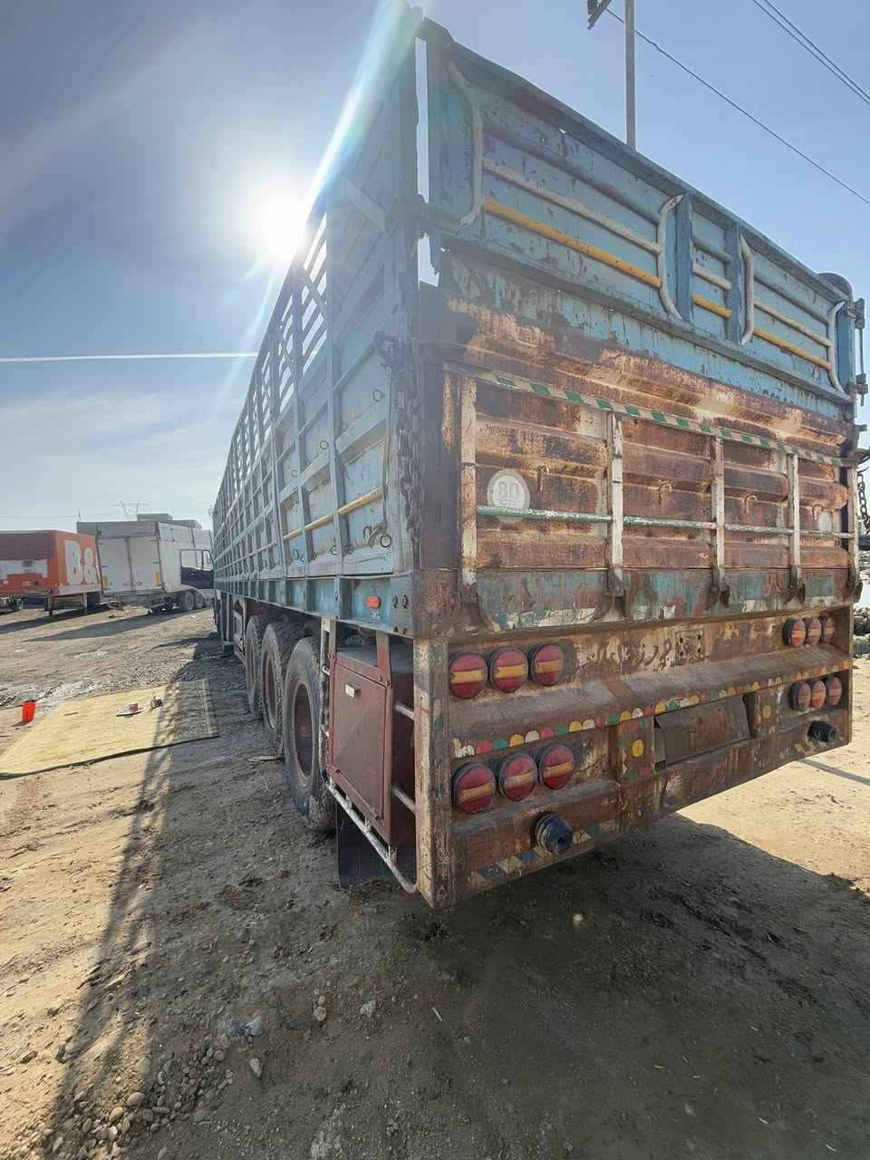 عربانه للبيع للمانيه قطعتين دناكير ١٦ للماني الطول ٢١ونص السعر ٧٥$📞***********📞
