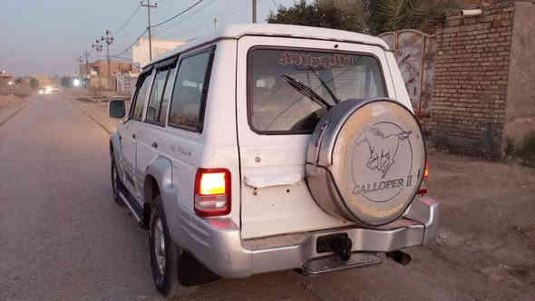 السلام عليكم كالوبر لبيع رقم بغداد مشروع وطني سياره حلوه مال جناي راعيه متوازي على بيعته عنده ضرف  ويريد مكلف بلنشر وشرط التحويل اليشتري كون يداور جاهزه تخم تاير حداديه مكينه كير خير من لله مكفوله من لصبغ والخياس السعر 68وبيها مجال ***********
