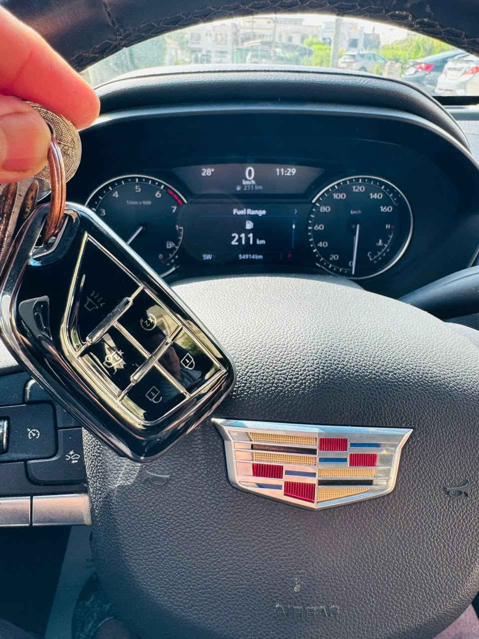 كاديلاك موديل 2023 CT4ليكزرى
كاديلاك موديل 2023 CT4ليكزرى

سعر 235$بيها مواصفات

فورويل AWD

سيارة قطعتين صبغ بجم كبس

نقطه عمياء 

اوتو هولد 

شاشه گار بلي 

كشن تدفئة

رادار امامي و جانبى

سايد بريگ بصمه 

اطفاء ذاتي للمحرك 

حساسات وكامره 

٤ وضعيات + ٣تراكشنات

اناره امامي خلفي led 

تبريد قطعتين

كشنات تدفئة تبريد 

شاحن لاسلكلي لل بصمه 

بعد بيها هوايه مواصفات

رقم شاصي 

1G6DE5RK6P0110925

مكان سياره أربيل 

للاستفسار 

***********
