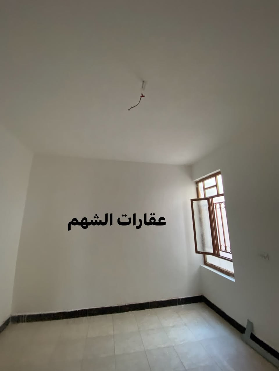 مشتمل للبيع
خلف ملعب سامراء 

 يتكون من (3) غرف 

المساحة (150) الوجة (15) والنزال (10)

للاستفسار (***********)
