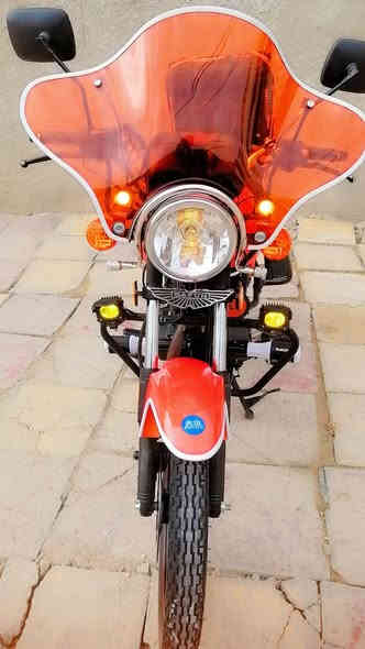 ياالله
السلام عليكم
دايون نفخ للبيع
لون برتقالي
موديل 23
اوراق اسكنر 
مكينه 200
نكره سلف 
كتابه حمره
سويج سجينه عدد 2 
كهربائيات كلها شغاله عالي ناصي اشاير دبل اشاره نشرات كشافات زنون كيجات كلها شغال 
محرك بالجيس
لاتنقيص ولا تبخير
الدراجه فوووول جنبزه
ومتعوب عليها حيل
السعر مليون و400 وبيها مجال قليل
1.400 
العنوان حله سيف سعد مقابل علوة المخضر ***********
