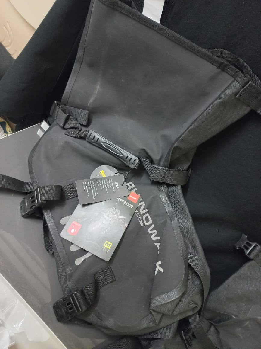 السلام عليكم من رخة الادمن
كشنات جلد جديد السعر 30
جنطه دراجه جلد قوي  السعر 30
***********
