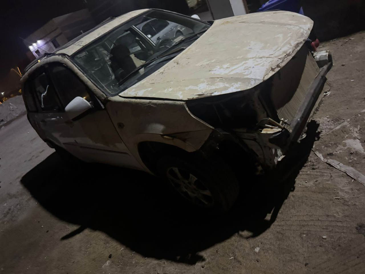 سلام عليكم 
تيكو للبيع 
مكينه وكير واصوليات رقم بصره اللماني سنويه منتهيه من ٢٠١٨
ابيع تسقيط السيارت يرادلها تعمير عام 
دواخلها نظيفة
سعر ٢١ ورقه ومجال قليل 
البصرة / القبله 
*********** البصرة, العراق
