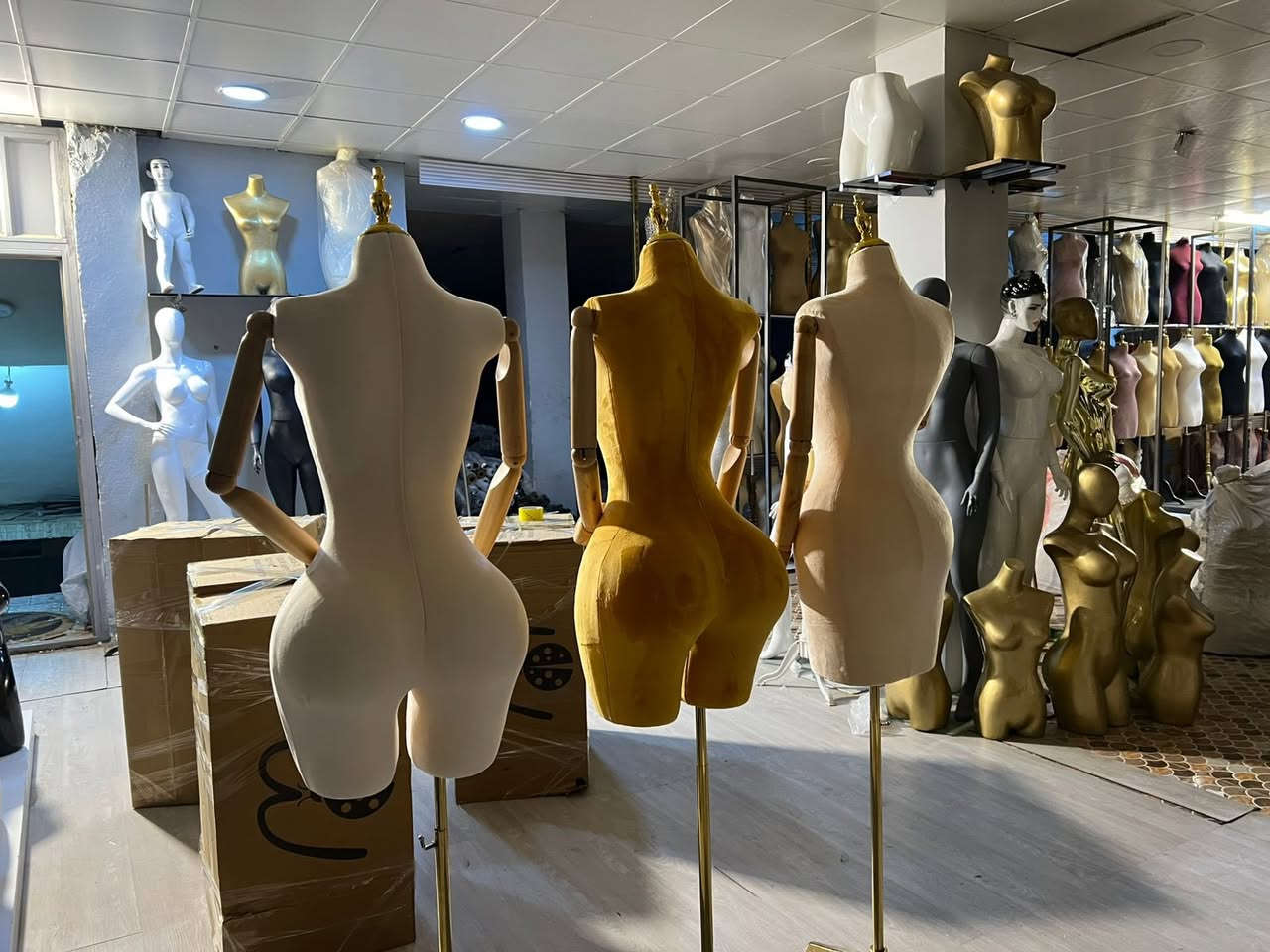 تم وصول وجبه جديده من مليكانه نسائي تركي 
مختصيين لتجارة انواع المليكانات
الرجالية والنسائية والاطفال
للحجز /*********** /***********
يوجد توصيل لجميع العراق
جمله مفرد 
بغداد مخازن الشعب
.
