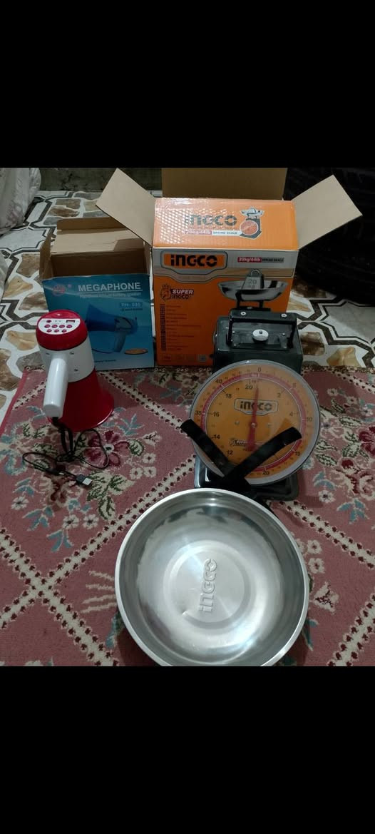 ميزان من شركه انجيكو يتحمل 20 كيلو مع سماعه على الباتري شحن عدد يدويه كفوف طوال وفيته 30 متر وفيت 3 متر العدد 2 فيرنيه چواكيج العدد 2 نضاره حمايه سباين العدد 2  17 و19 كندك مگاصه حديد العدد 2 سباين جميع الأحجام  درنفابس 4  الا نكي نجمه لاويه فرچ سيم العدد 4 گونيه مفاتيح كوسره 2 ويل سبانه حجم 19 وكيبل مكينه لحيم تقرينأ 4 أمتار ونصف للبيع السعر 95 قفل مكاني كربلاء توصيل ماعندي موبايل ***********
