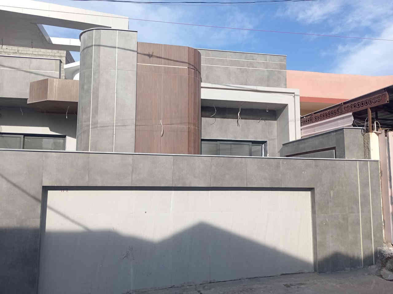 *********** //***********
