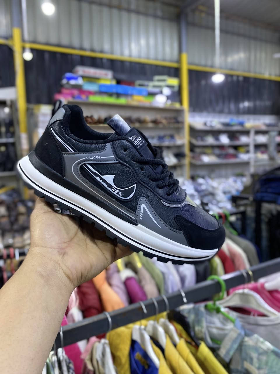 :
🔥 مجمع السجاد 🔥
وصلت تشكيلات جديدة ومميزة 👞👠👟
أحذية رجالي – نسائي – أطفال
رسمي، سبورت، مدرسي، طبي… وكل الموديلات متوفرة ✨
أسعارنا تناسب الجميع وجودة مضمونة 💯
تعال وشوف بنفسك الفرق بالأناقة والراحة 👌


**إذا كنت صاحب هذا الإعلان وتريد حذفه لأي سبب، رجاءا أرسل رسالة إلى الدعم الفني**