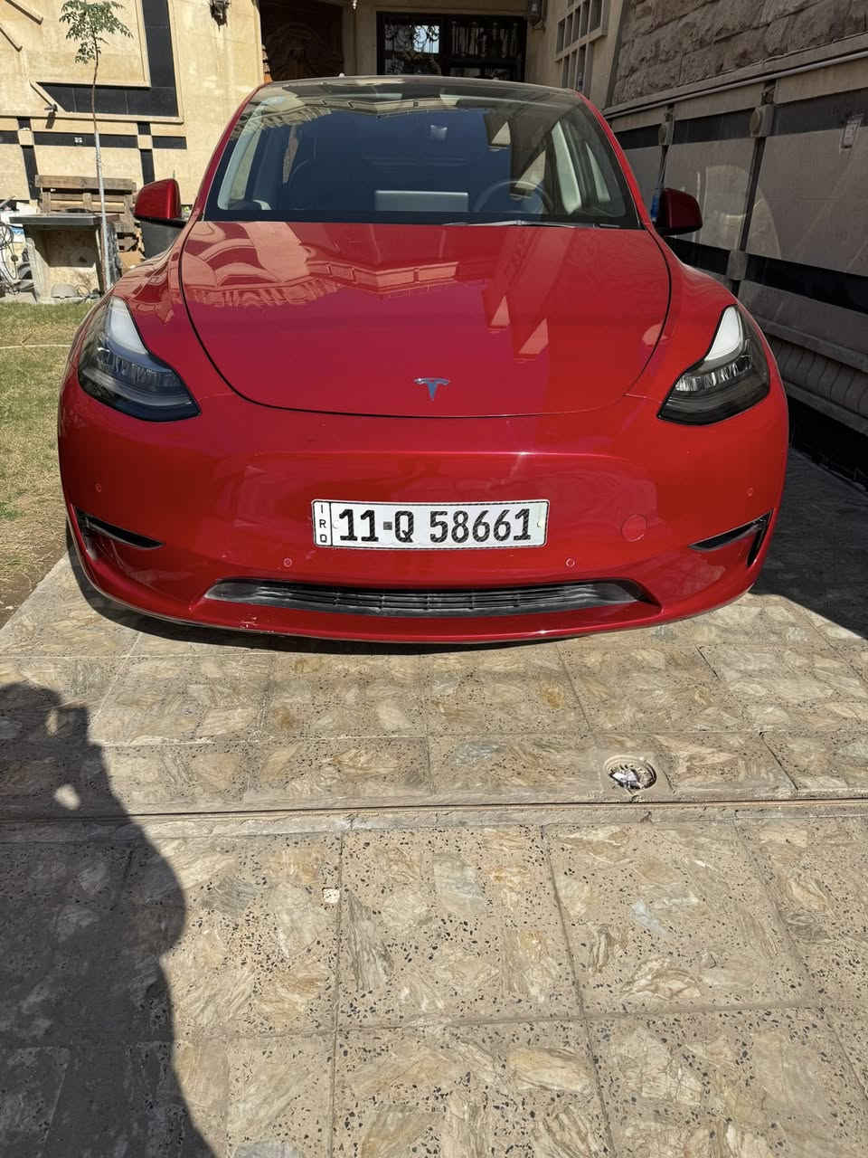 السلام عليكم تسلا موديل Y دبل ماطور موديل 2022 حادثهه بسيط قطعتين مبدله ومصبوغه السيارة اني مستوردهه باسمي مواصفاتهه Y معروفه للاستفسار ***********
