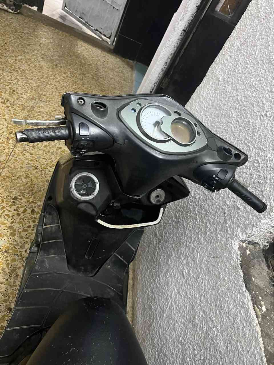 السلام عليكم دراجة سكنس فحل نوزل نكره سلف دراجة نضيفه مال جناي للبيع او مراوس بدراجة اكزز او بريز السعر 650 بغداد, العراق


**إذا كنت صاحب هذا الإعلان وتريد حذفه لأي سبب، رجاءا أرسل رسالة إلى الدعم الفني**