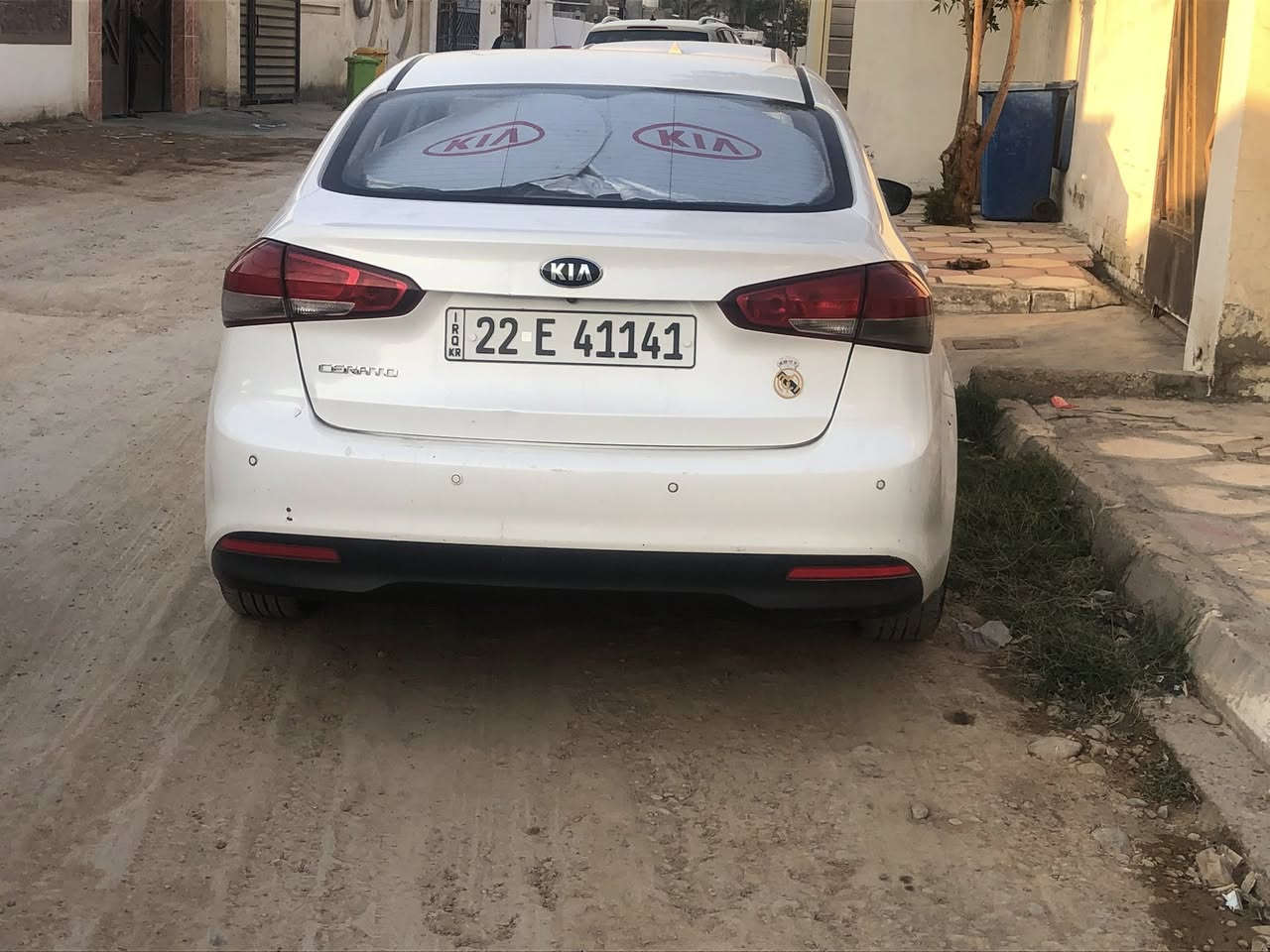 السلام عليكم
سيراتو ٢٠١٧ خليجي مكينة ١.٦ رقم اربيل مميز الا شوية  ب اسمي تحويل مباشر مواصفات معروفة السعر ١٣٠ و بيها مجال 
العنوان واسط الحفرية 
***********
