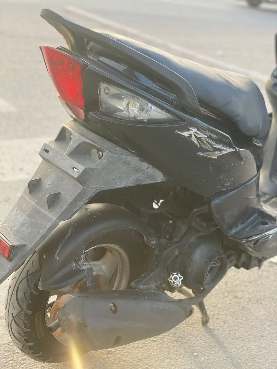 لسلام عليكم دراجه ماكس مضلع دراجه شغاله سلف هندر   كهربائيات اشاير دبل اشاره عالي ناصي كله شغال سعر 450وبيه مجال رقم *********** مكاني البلديات
