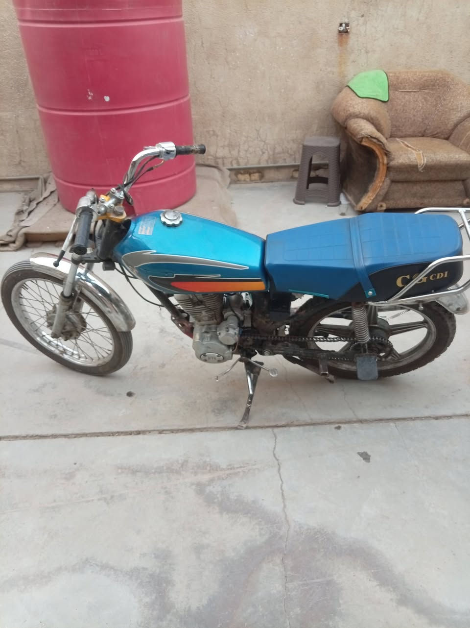 دراجه ٥ كير خير من الله مكنتها شغل واطلع ٢٥٠ الف ***********
