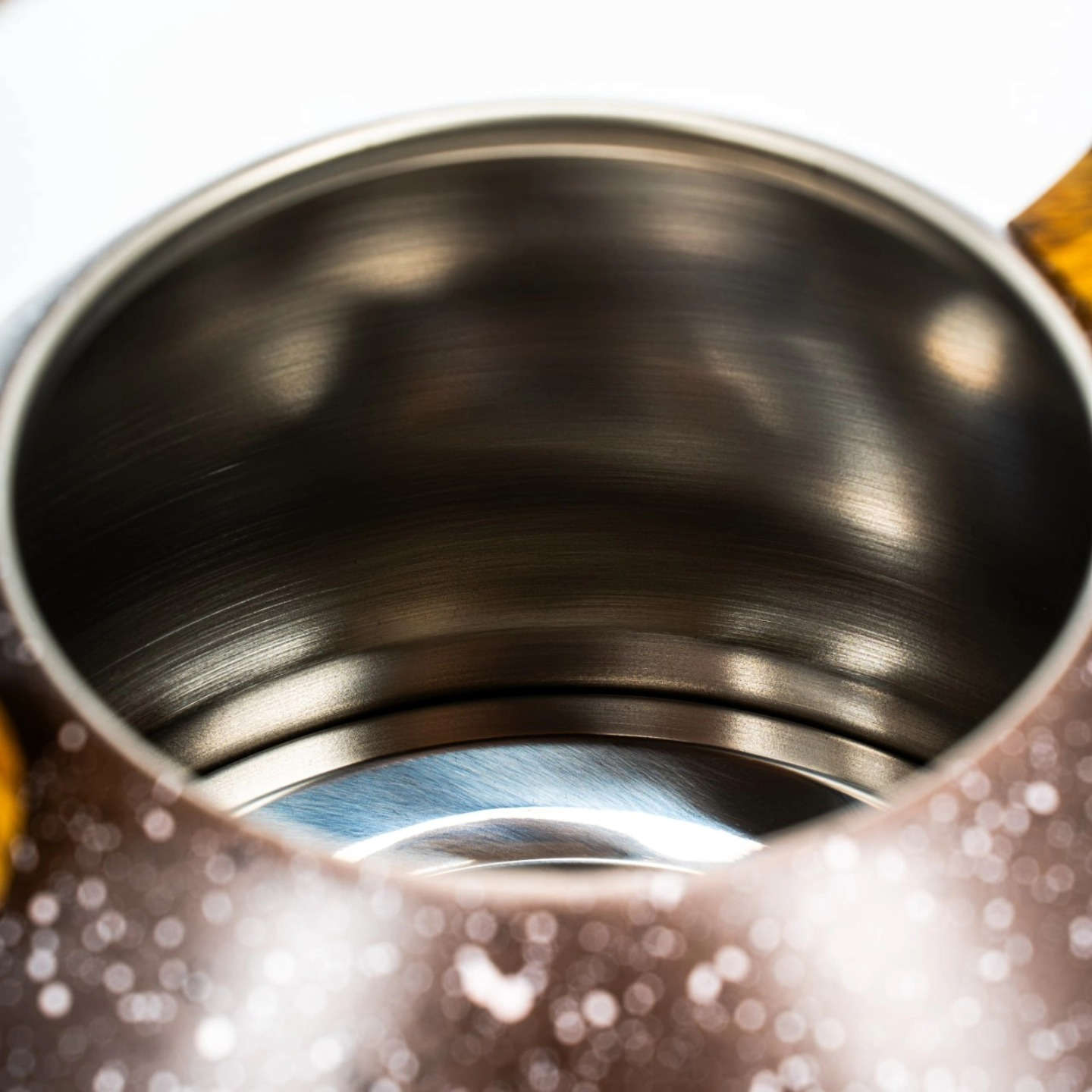 🔥 قوري صافورة ستل ستيل – سعة 3 لتر
مختوم وأصلي من شركة House Roland

✨ 20 ألف
      التوصيل 5ألف

✔️ ستل ستيل عالي الجودة
✔️ تصميم أنيق ومتين
✔️ مناسب للاستخدام اليومي

📩 للطلب راسلنا على الصفحة
📲 أو واتساب: ***********
