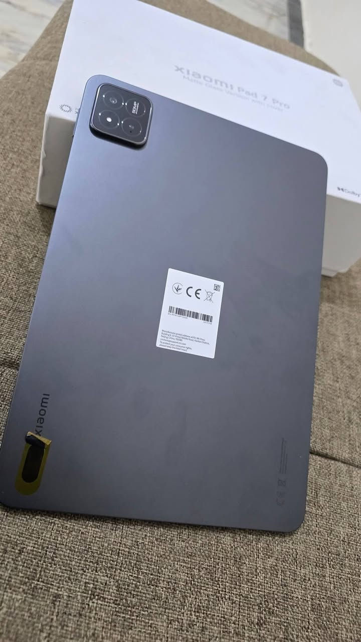 سلام عليكم شاومي باد 7 برو ذاكرة 512 عني التعريف جهاز قوي وكلش نضيف وبشحن يمشيك يوم كامل استخدام  سعره ٥٢٥ ملحقاته كاملة عنواني بغداد البياع ***********
