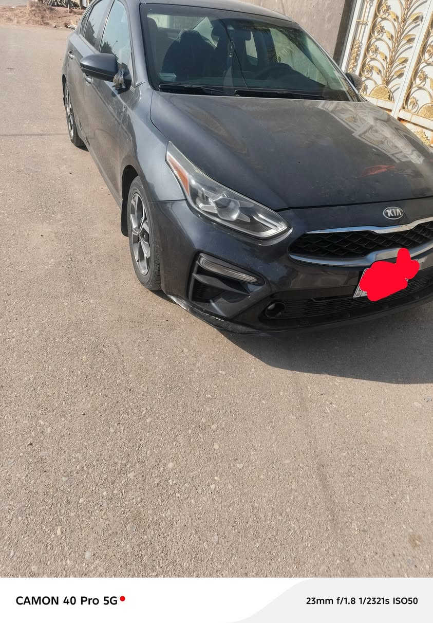 كيا فورتي موديل ٢٠١٩ مثنى حره بااسمي سنويه لغاية ٢٠٢٦ حادث من الوارد دعاميه وخشم البنيد بدون عابر الضرر بالعراق تبديل بنيد وشخط بالباب الخلفي عكس السابق  المواصفات نص فول ماشيه لحد الآن 50 سياره نضيفه وعلى المعاينه  للاستفسار الاتصال على الرقم ***********
