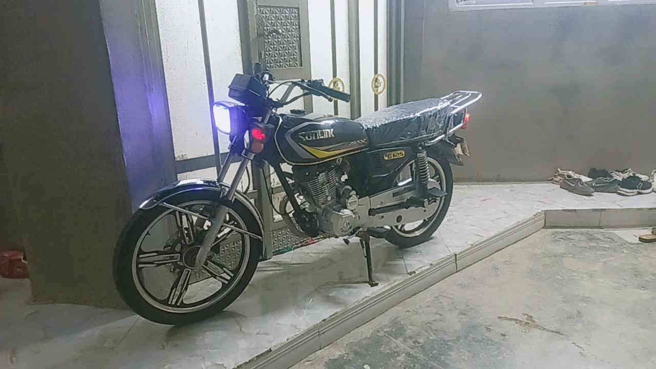 السلام عليكم خمسه كير موديل 2023 محرك كبس مامفتوح منفيس أوراق كامل كهربائيات كلها شغال سلف لايت اشاير باتري جديد ماطور صفر لوك أي عيب مابي سعر 450 بي مجال قليل مكاني كركوك حي العسكري ***********
