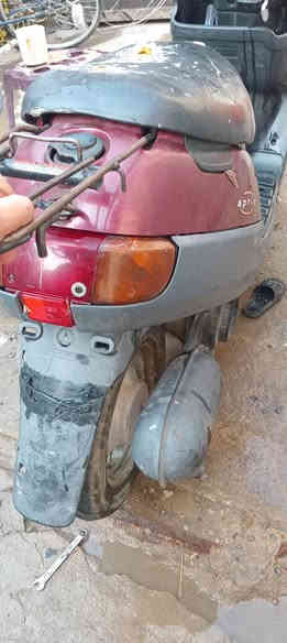 السلام عليكم دراجه يوماها بطه سرعه ٦٠ تشتغل هندر شغاله كابريتر شويه تعبان مكاني حي الجهاد ٢٠٠٠
***********
